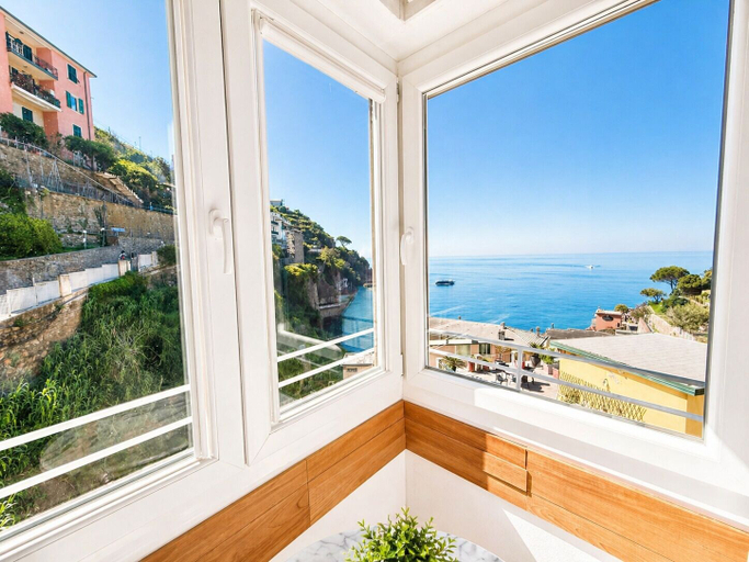Others 4, Vertigini Suites, La Spezia