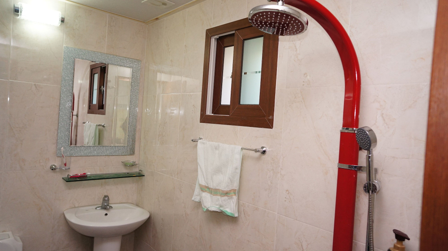 Bathroom 2, Yeomyeong Pension, Yeongdeok