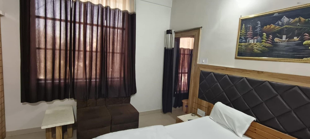 Room 4, Rajani Bareilly Sindhu Nagar, Bareilly