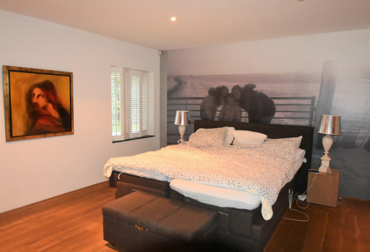 Room 4, Bergen Mountain Villa, Garden & Sea, Bergen