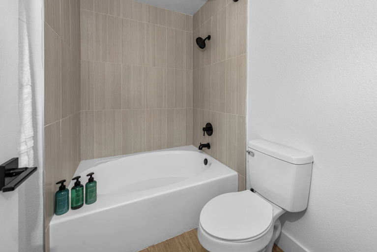 Bathroom 5, Hideaway by Stylish Stays, Maricopa