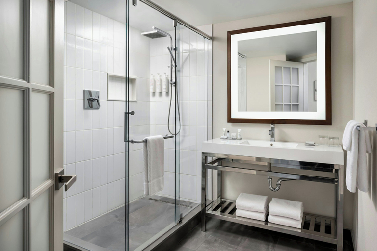 Bathroom 5, Toronto Marriott City Centre Hotel, Toronto