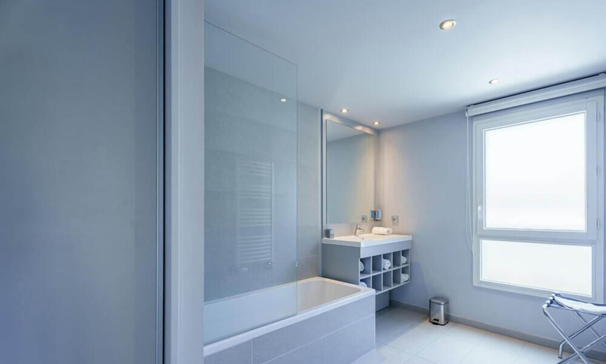 Bathroom 5, Tempologis Le Saint Germain Grenoble, Isère