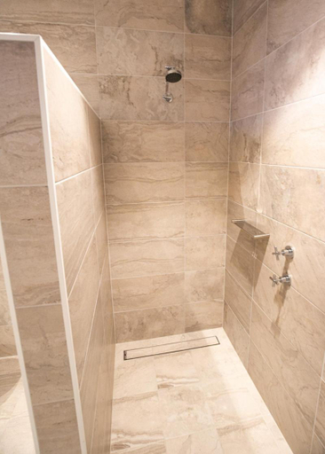 Bathroom 2, Esplanade Hotel Busselton, Busselton