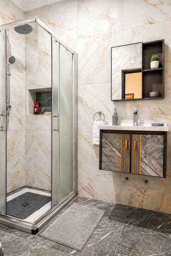 Bathroom 4, Praia City Apartments, Praia