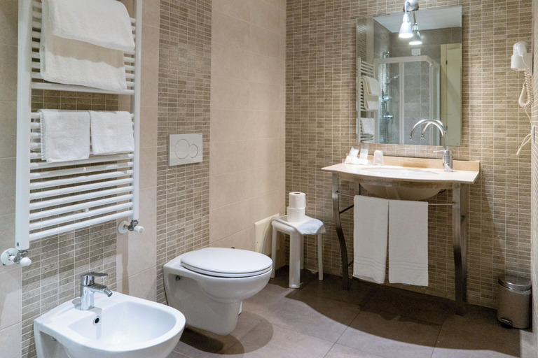 Bathroom 5, Hotel Autoespresso Venice, Venezia