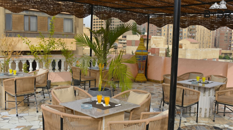 Food & Drinks 4, King Badr pyramids inn, Al-Ahram