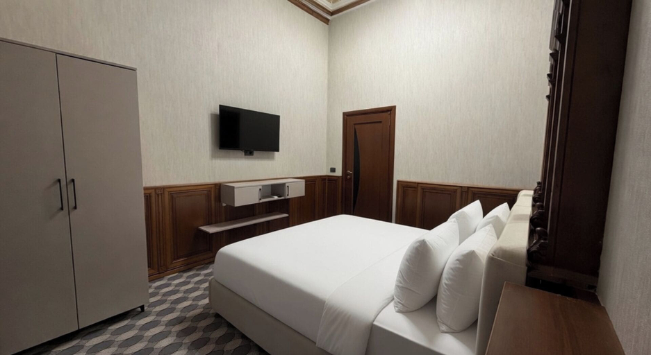 Room 2, CityWalk Boutique Hotel, Baku