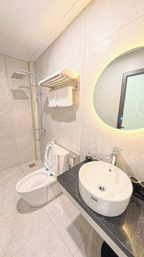 Bathroom 4, Lucky Eden Noi Bai Hotel, Sóc Sơn