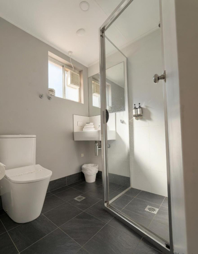 Bathroom 4, Bay House Motel, Wyong - South and West