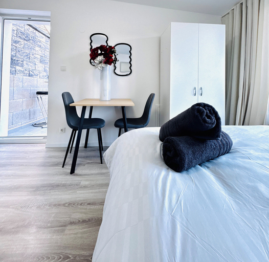 Room 3, 2BR Apt With 1LR Close to Museum Gugging, Wien Umgebung