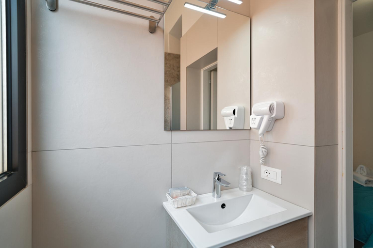 Bathroom 3, Hotel Ideal, Venezia