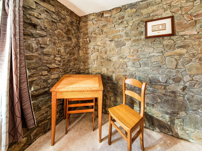 Others 5, Forestside Escape for 15 Guests, Luxembourg