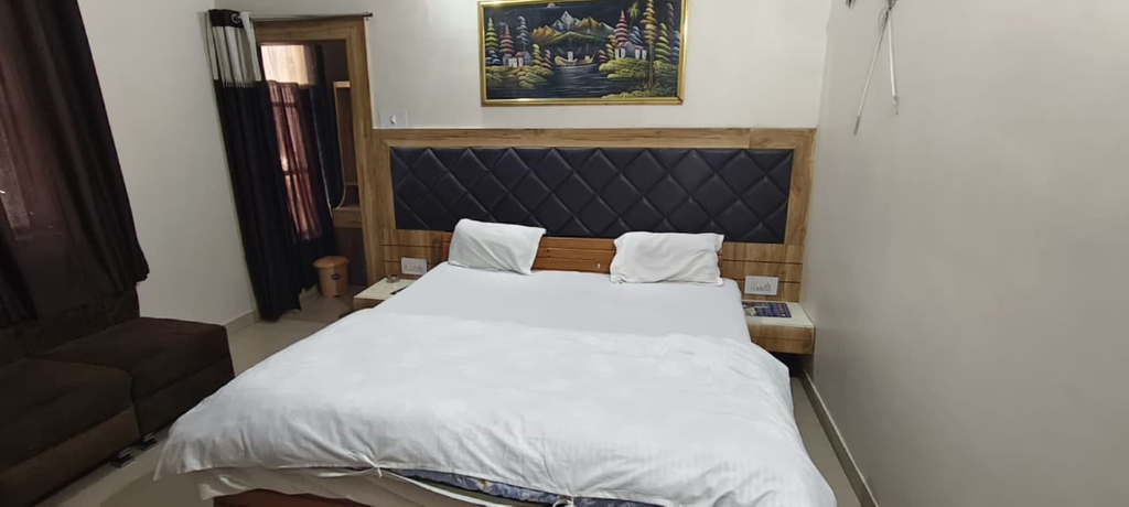 Room 3, Vidisha Rajawat Khari Phatak Road, Vidisha