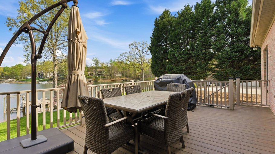 Others 5, Kool Breeze by Avantstay Boat Ramp + Hot Tub, Catawba