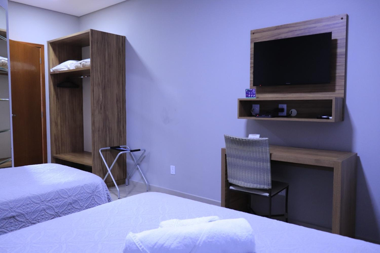 Bedroom 2, Hotel Kalimera, Clementina