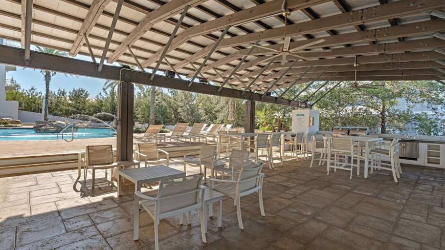 Food & Drinks 5, Three Times The Fun by Avantstay Blue Mountain Pool + Pet-friendly, Walton