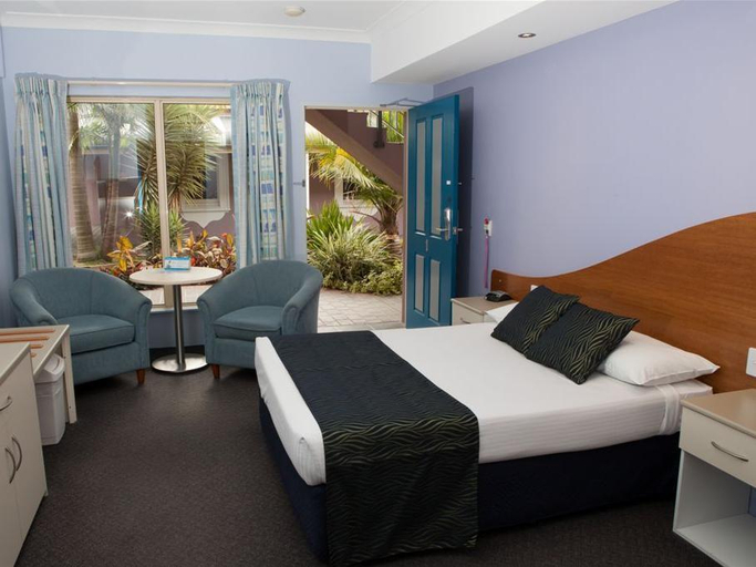 Bedroom 2, Shellharbour Village Motel, Shellharbour