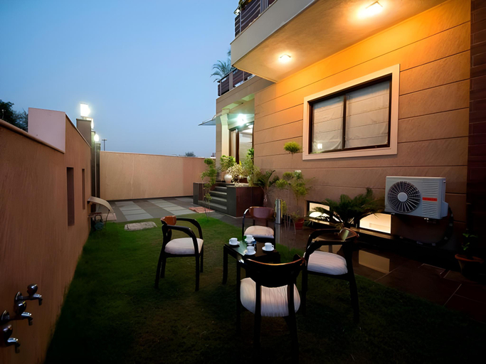 Others 3, Royal Residence, Gurgaon