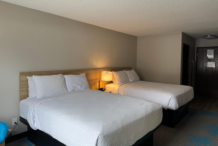 Bedroom 3, Days Inn by Wyndham Sault Ste Marie MI, Chippewa