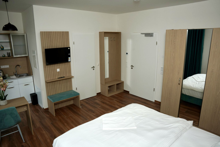 Room 4, Mersa Hotel, Rems-Murr-Kreis