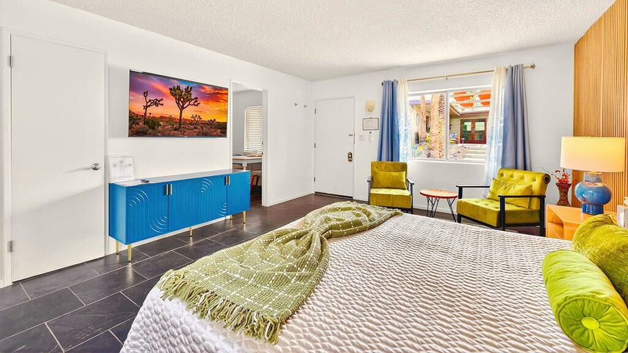Bedroom 4, Lido Palms Resort and Spa, Riverside