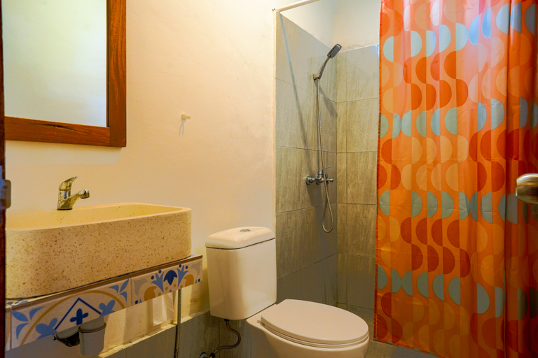 Bathroom 5, Jimbaran48, Badung