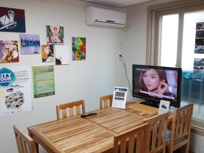 Others 3, Hongdae Family Housetel 2, Mapo