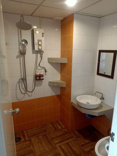 Bathroom, Baan Naituek, Muang Chachoengsao