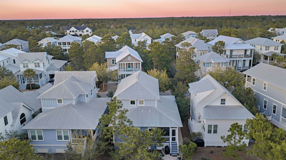 Exterior & Views 2, Three Times The Fun by Avantstay Blue Mountain Pool + Pet-friendly, Walton
