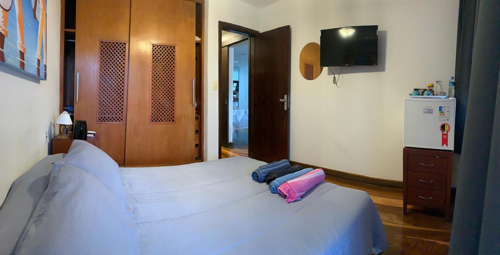 Bathroom 5, Casa Indaia, Petrópolis
