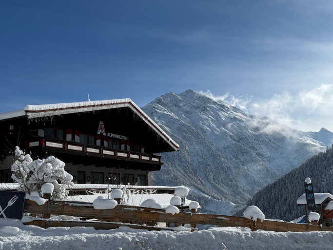 Others 5, Schonmoosalm, Zell am See