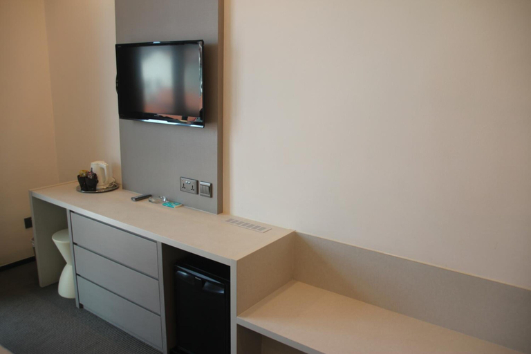 Others 4, Classique Hotel, Singapura
