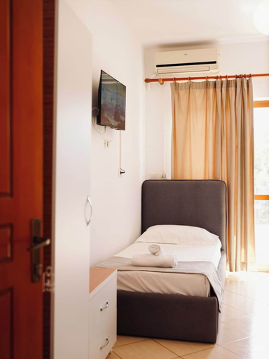 Room 4, Corner Hotel, Sarandës