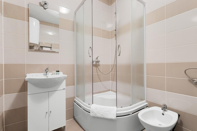 Bathroom 2, LotusApart, Premantura