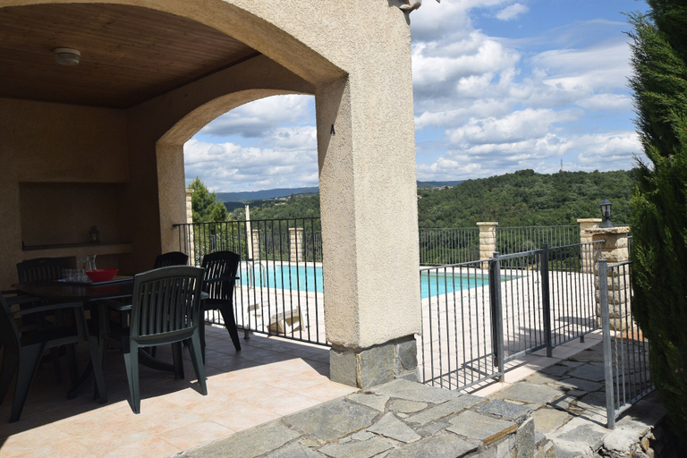 Balcony 4, Quiet Holiday Home in Les Vans With Pool, Ardèche