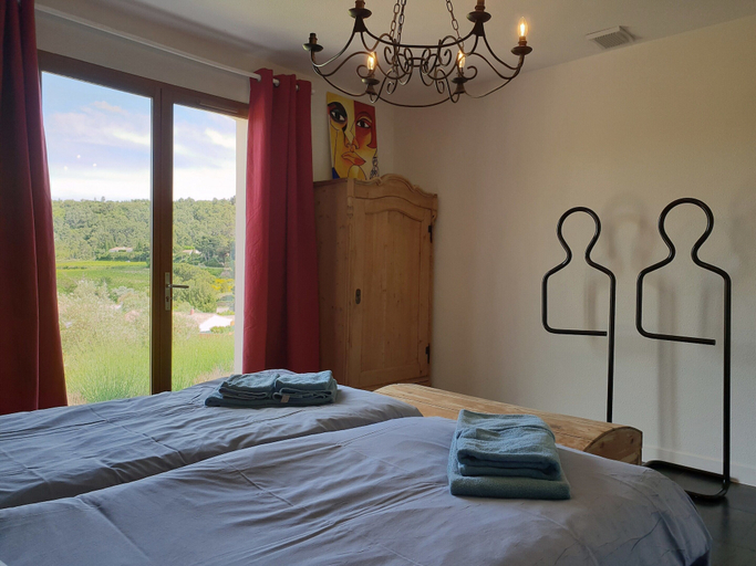 Room 2, Luxe Villa in Montbrun, Aude