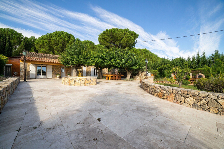 Exterior 2, Stone Home in France With Private Pool, Var