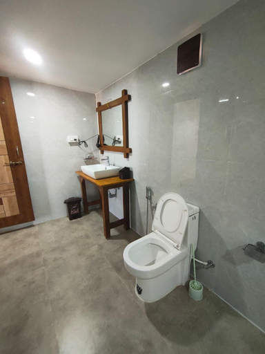 Bathroom 3, Kamaxi Beach Resort, South Goa