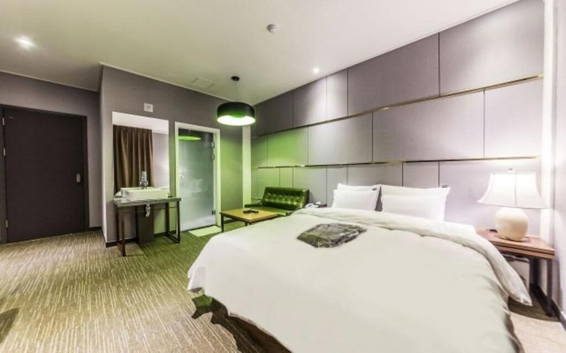 Room 5, Wol Hotel Seoul, Gandong