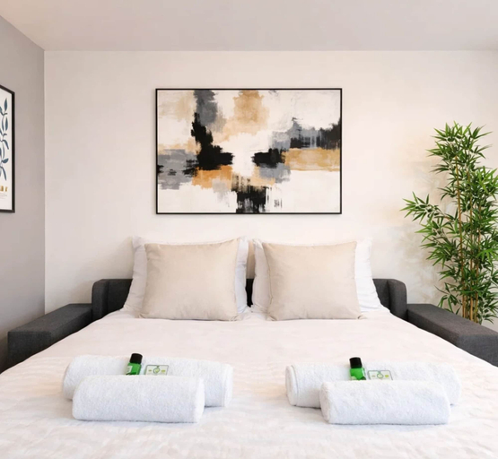 Bedroom 3, VIERGE, Paris