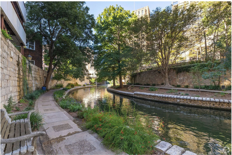 Property grounds, Travis by Stylish Stays, Bexar