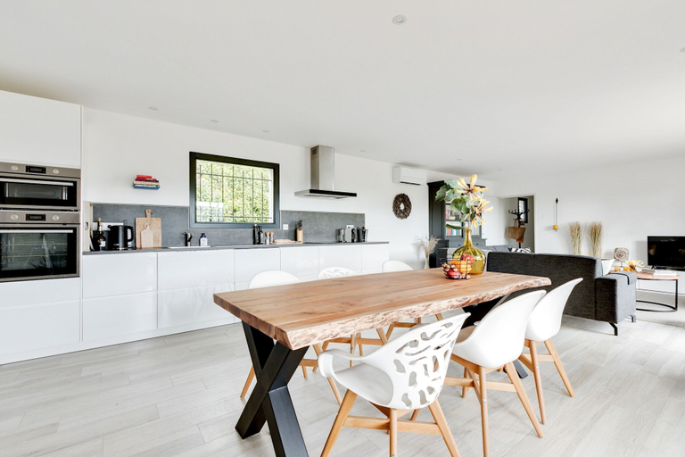 Private kitchen 4, Stylish villa in Beaufort with private pool, Hérault
