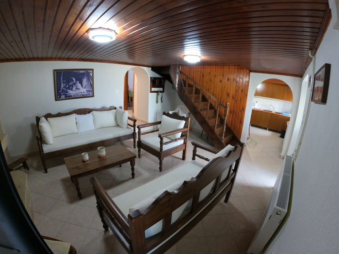 Living area 4, PIALEIA, Thessaly