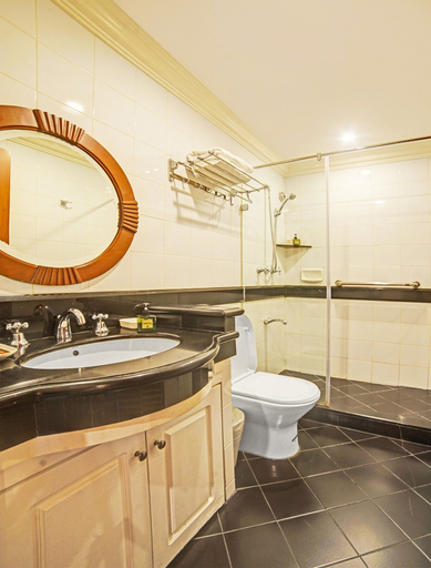 Bathroom, VIP Hostel, Evangelista, Makati Manila, Near PNR Pasay, Makati City