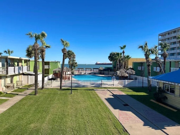 Pool 5, The Plaza at North Beach Corpus Christi, Nueces