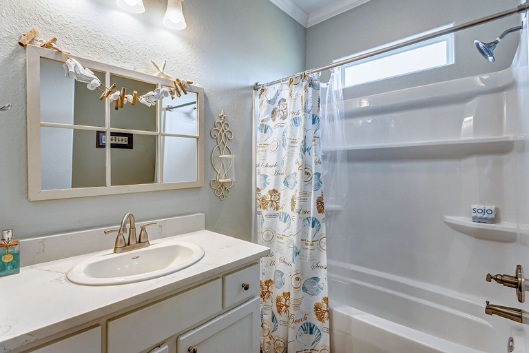 Bathroom 5, Salty Sandpiper 2 Bedroom Home, Galveston
