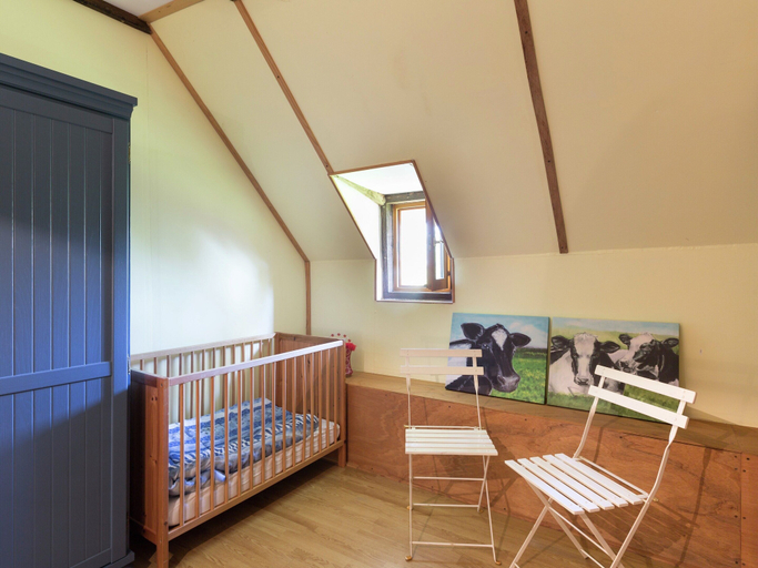 Room 3, Gouvets Family Retreat, Manche