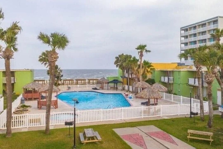 Pool 3, The Plaza at North Beach Corpus Christi, Nueces