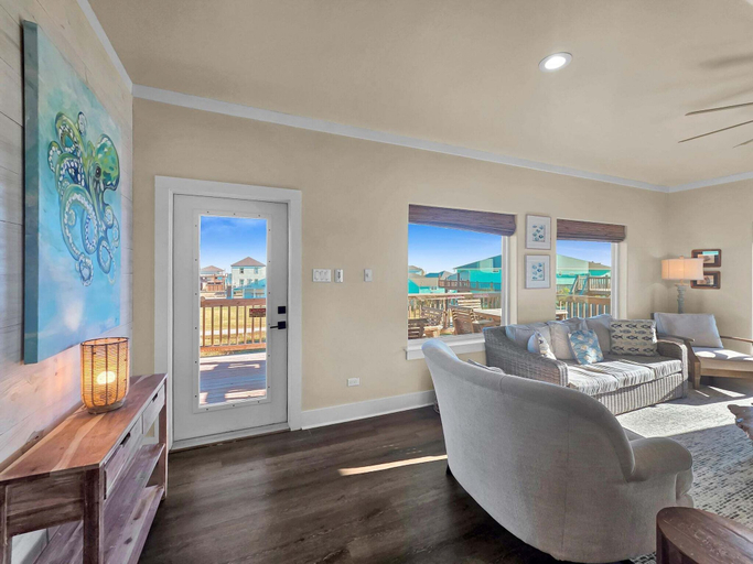 Living area 3, Do Hideaway 3 Bedroom Home, Galveston